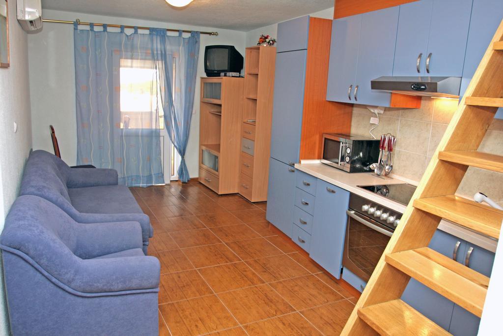 Apartmani Paula Makarska Esterno foto