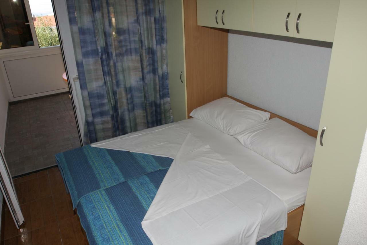 Apartmani Paula Makarska Esterno foto