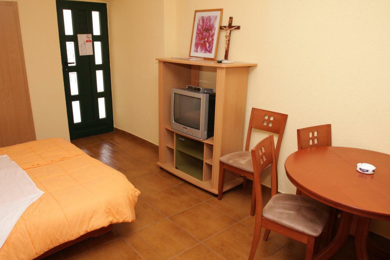 Apartmani Paula Makarska Esterno foto