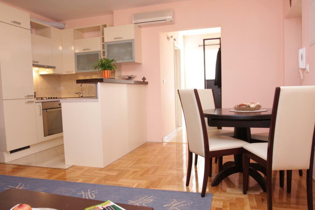 Apartmani Paula Makarska Esterno foto