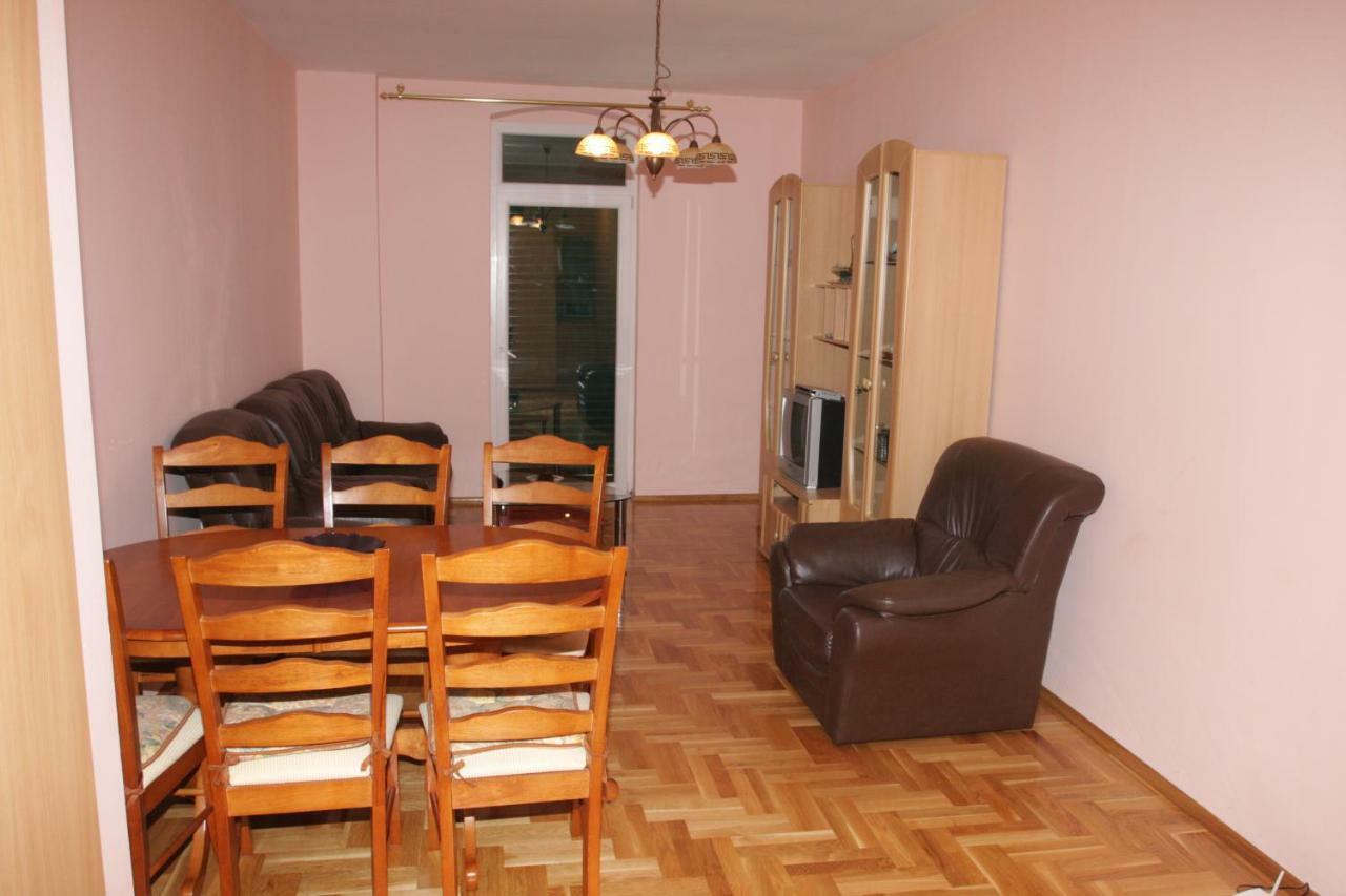 Apartmani Paula Makarska Esterno foto