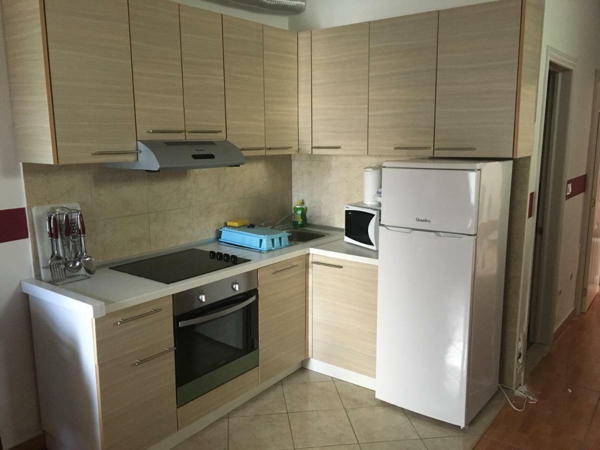 Apartmani Paula Makarska Esterno foto