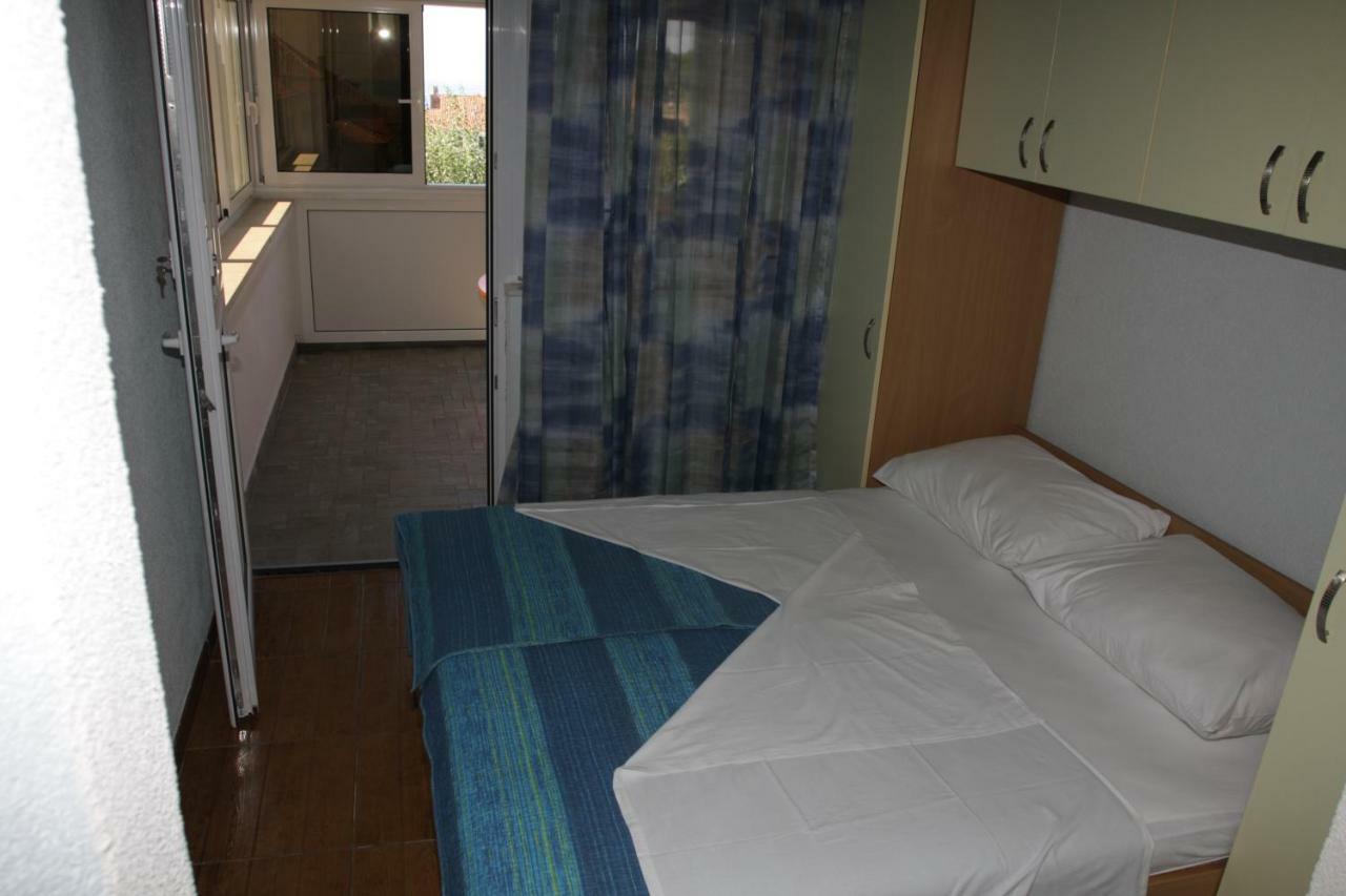 Apartmani Paula Makarska Esterno foto